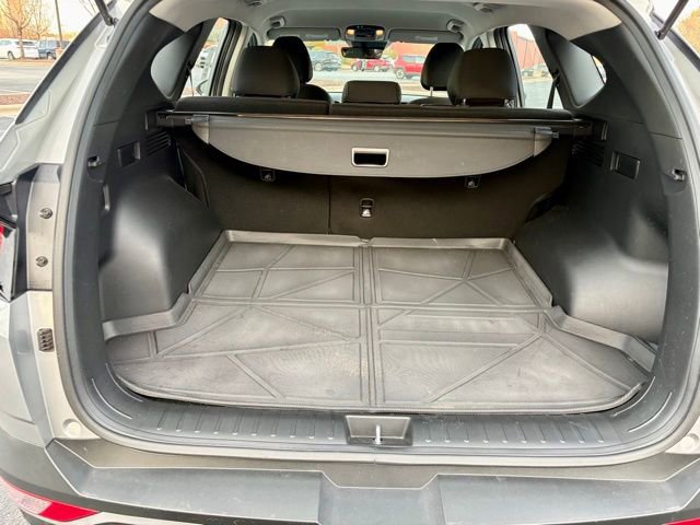 Used 2024 Hyundai Tucson SE image 17