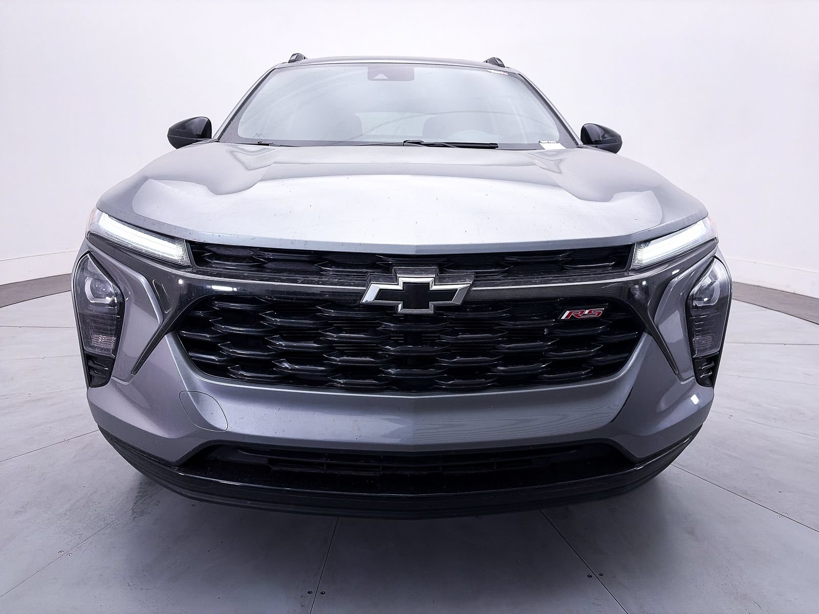 Used 2024 Chevrolet Trax RS w/ Sunroof Package FWD image 10