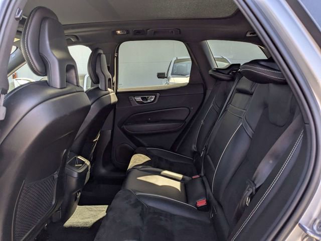 Used 2019 Volvo XC60 T6 R-Design w/ Protection Package Premier AWD/4WD image 14