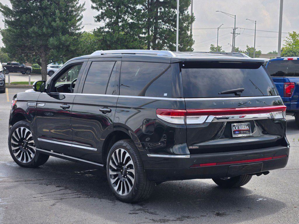 Used 2023 Lincoln Navigator Black Label AWD/4WD image 15