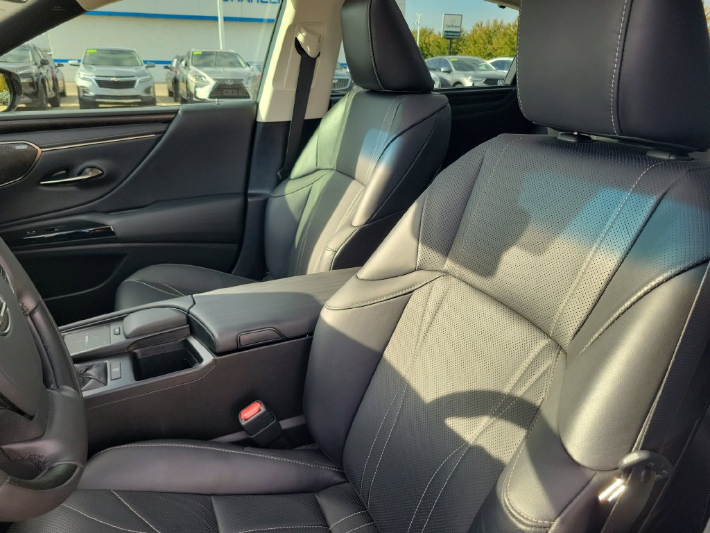 Used 2022 Lexus ES 350 Ultra Luxury FWD image 5