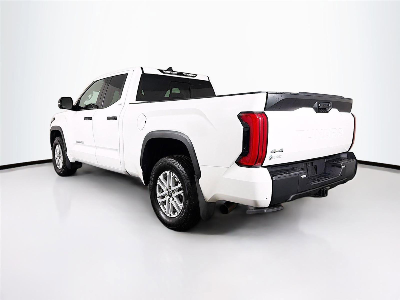 Used 2023 Toyota Tundra SR5 w/ SR5 Convenience Package image 5