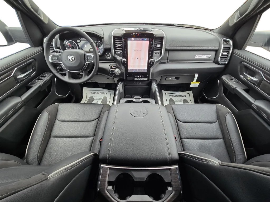 New 2026 RAM 1500 Laramie AWD/4WD image 10