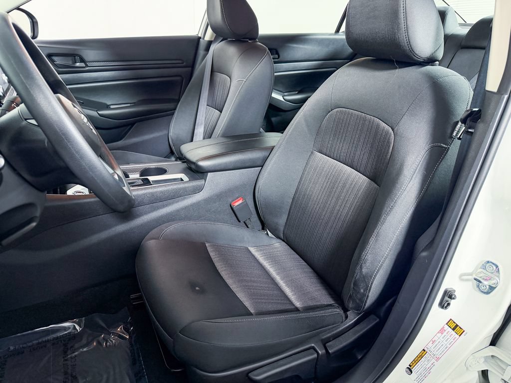 Certified 2025 Nissan Altima 2.5 S FWD image 16