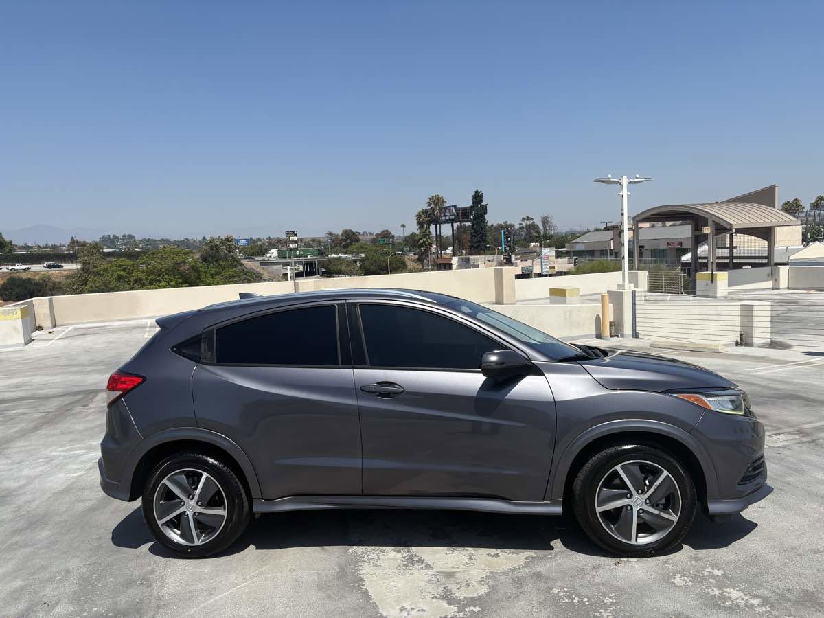 Used 2019 Honda HR-V Touring image 38
