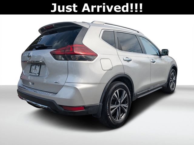 Used 2018 Nissan Rogue SL w/ Premium Package image 3