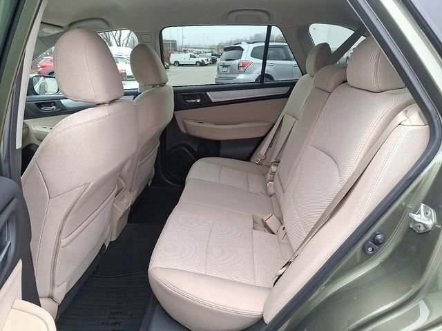 Used 2018 Subaru Outback 2.5i Premium image 11