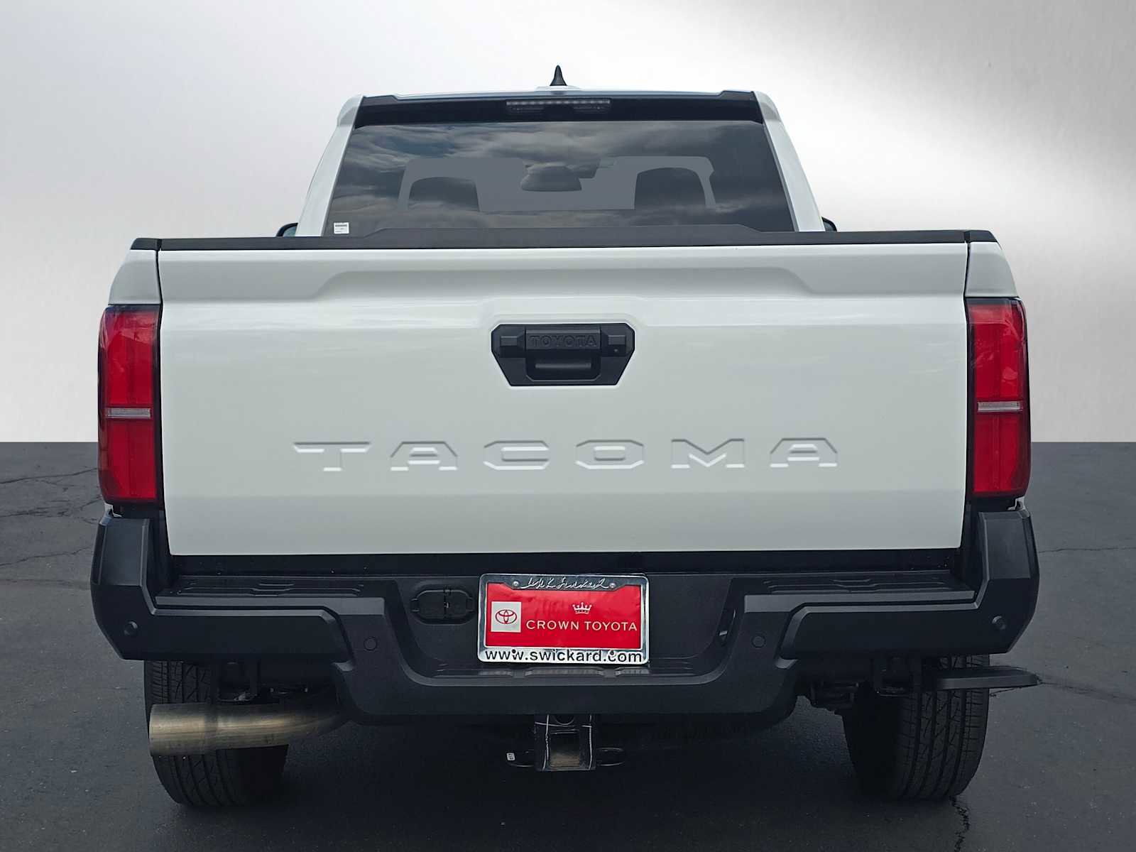 Certified 2025 Toyota Tacoma SR RWD image 4