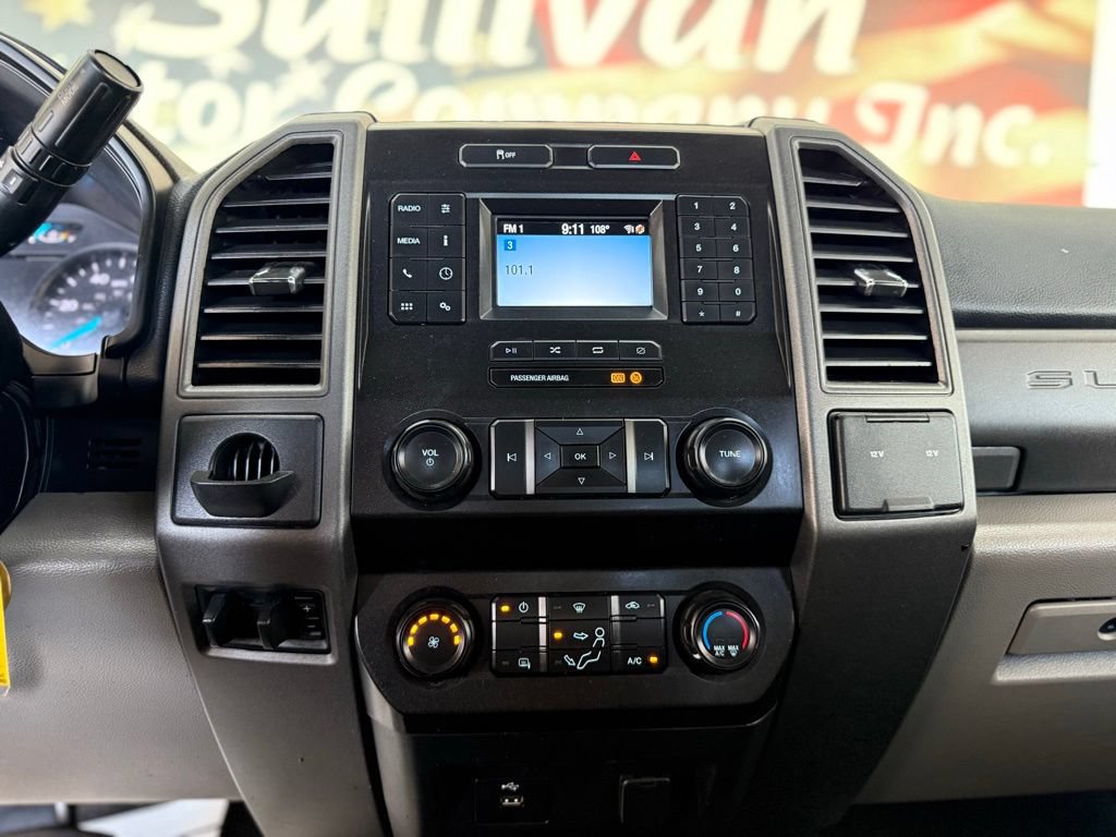 Used 2020 Ford F350 XL w/ Power Equipment Group RWD image 22