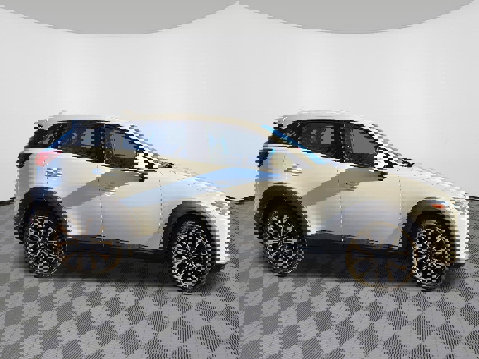 Used 2019 MAZDA CX-3 Touring w/ Preferred Equipment Package image 6