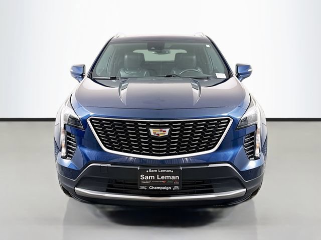 Used 2022 Cadillac XT4 Premium Luxury w/ Safety Alert Package image 2