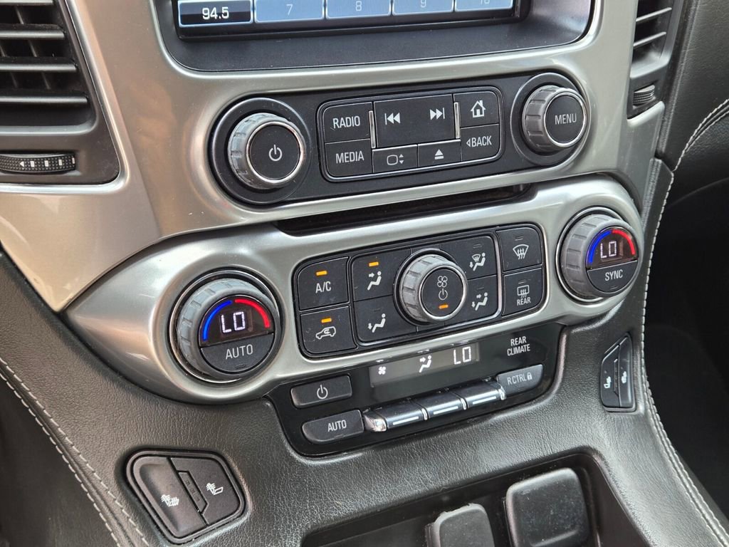 Used 2018 Chevrolet Suburban LT AWD/4WD image 27