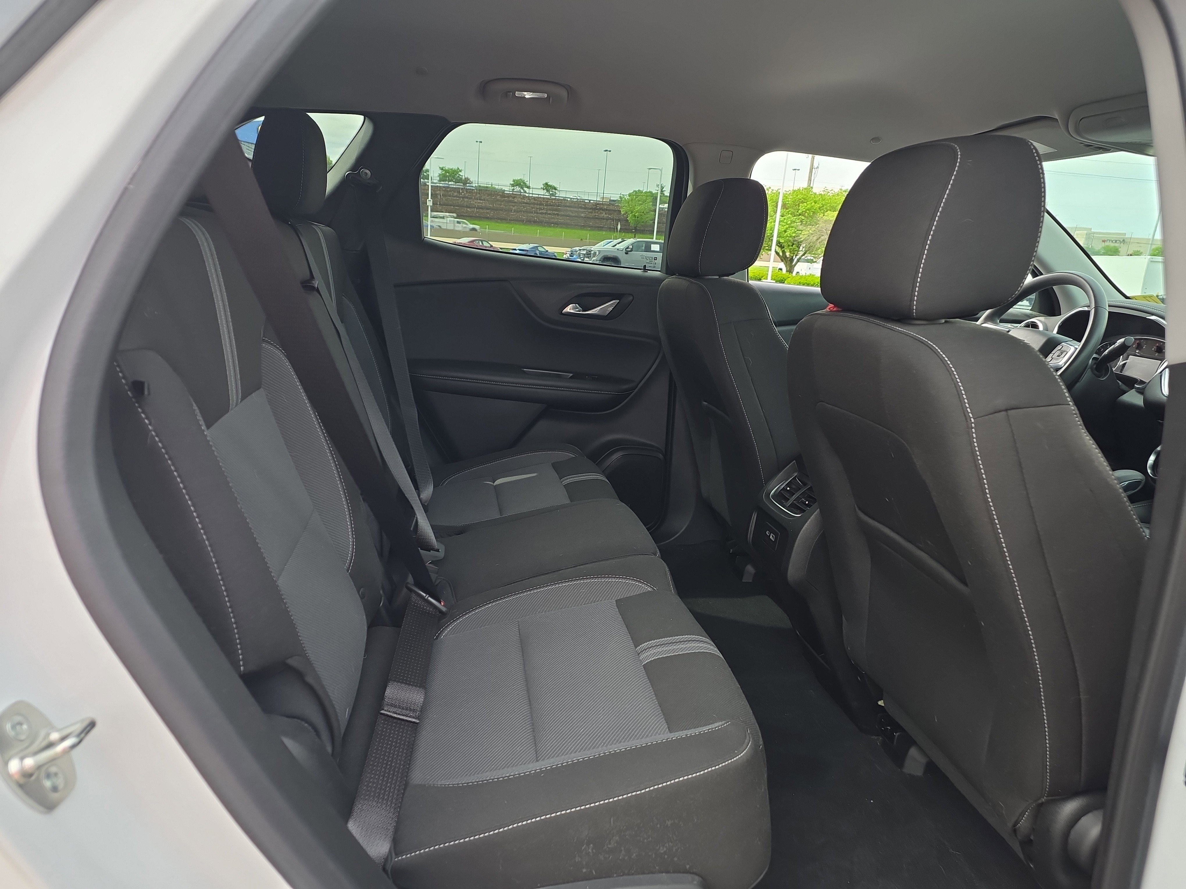 Used 2024 Chevrolet Blazer LT w/ Convenience Package FWD image 10