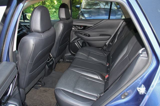 Used 2022 Subaru Outback Limited AWD/4WD image 31