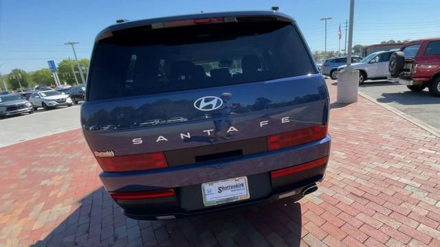 Used 2025 Hyundai Santa Fe SEL FWD image 8