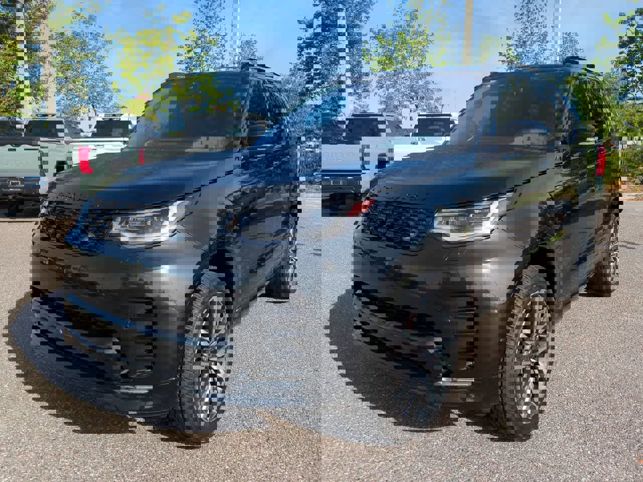 Used 2021 Land Rover Discovery S R-Dynamic image 2