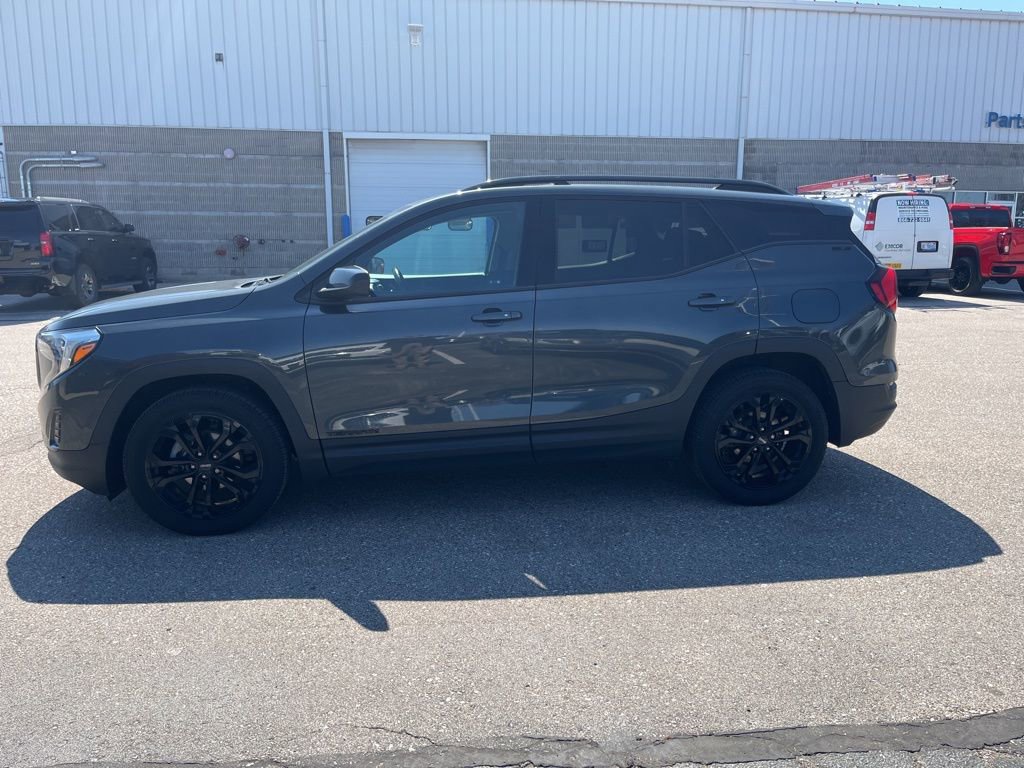 Used 2020 GMC Terrain SLE w/ Driver Convenience Package AWD/4WD image 5