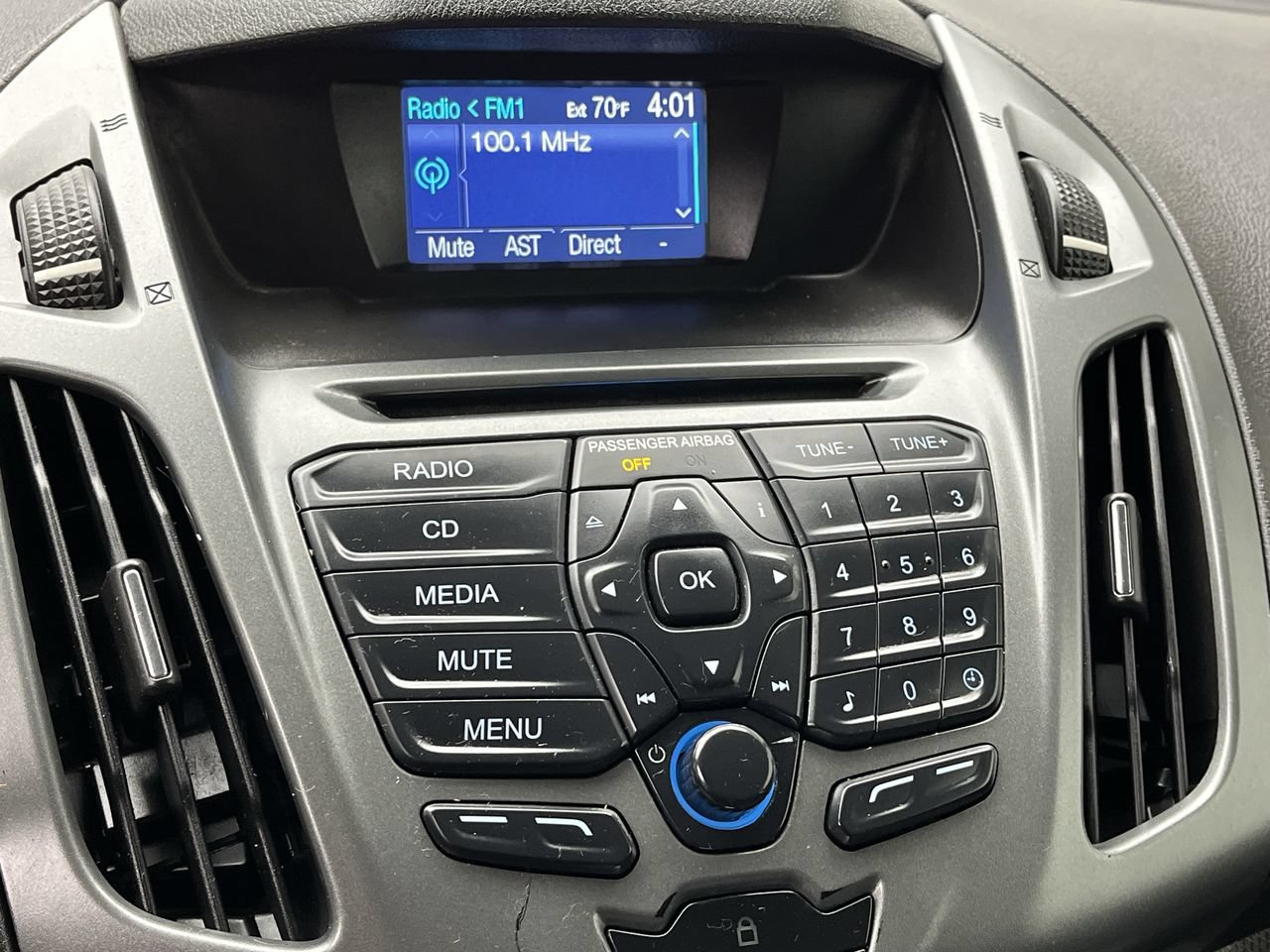 Used 2016 Ford Transit Connect XL FWD image 14