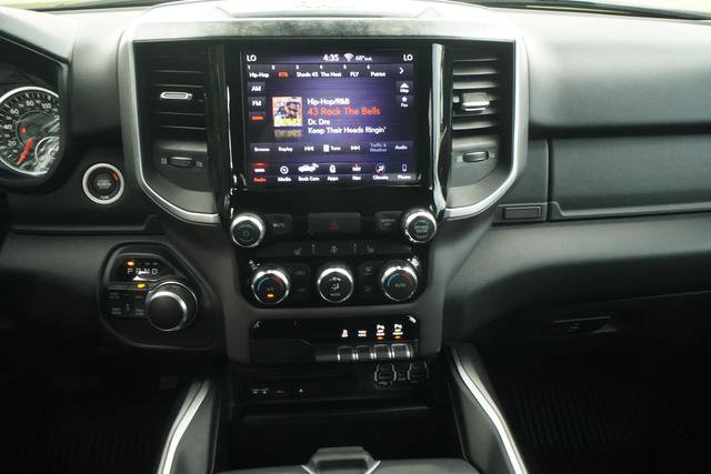 Used 2019 RAM 1500 Big Horn AWD/4WD image 18