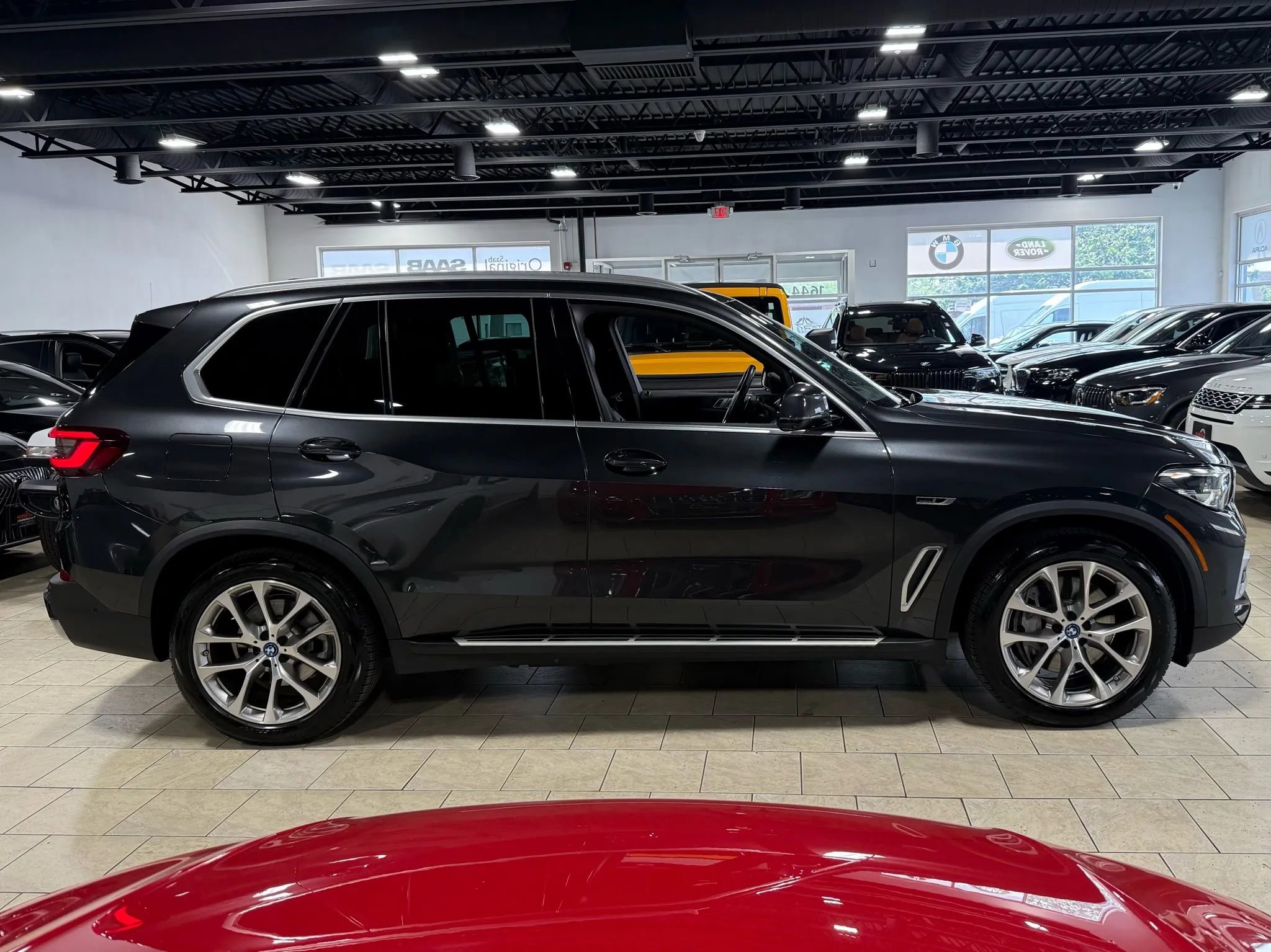 Used 2022 BMW X5 xDrive45e image 29