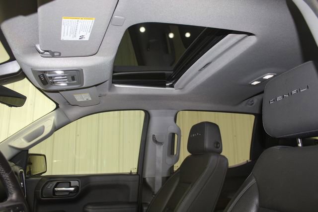 Used 2022 GMC Sierra 1500 Denali w/ Denali Reserve Package AWD/4WD image 10