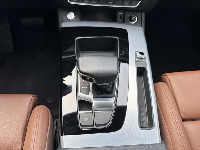 Used 2025 Audi Q5 2.0T Premium image 34