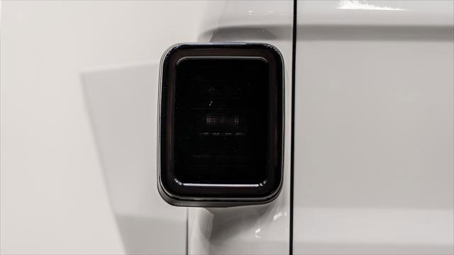 Used 2025 Jeep Gladiator Sport image 40