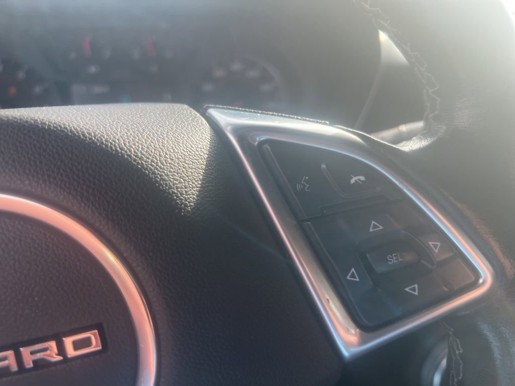 Used 2018 Chevrolet Camaro LS RWD image 7