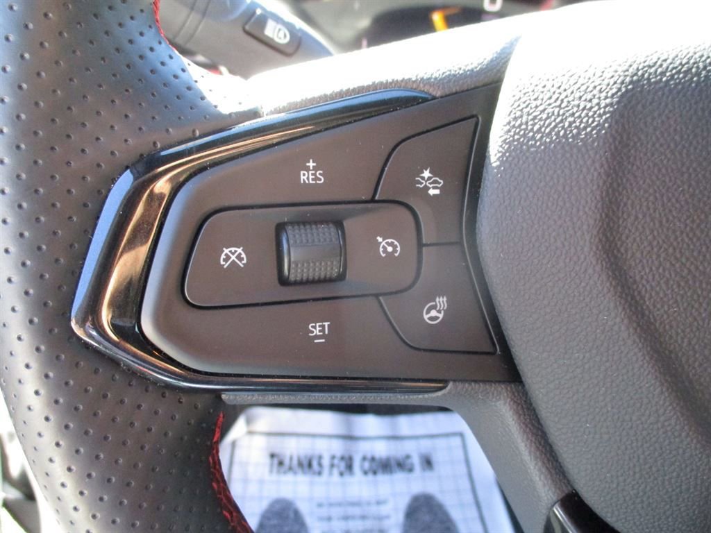 Used 2025 Chevrolet Trax RS w/ Driver Confidence Package image 16