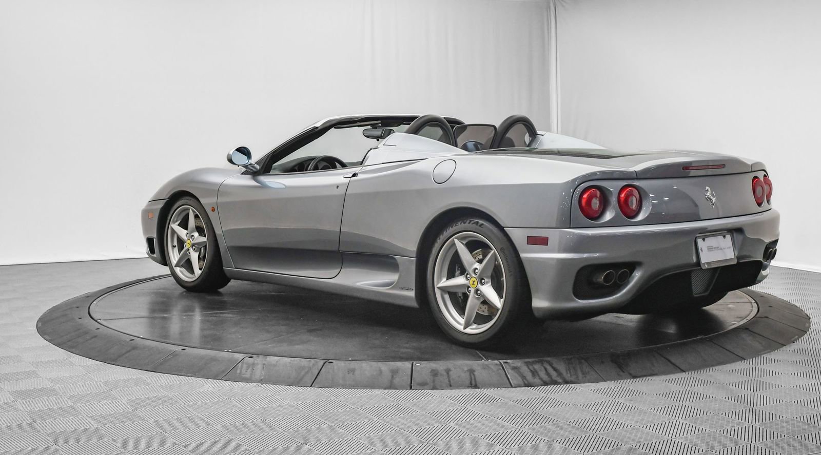 Used 2004 Ferrari 360 Spider RWD image 9
