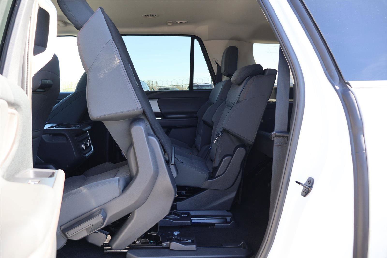 Certified 2025 Ford Expedition Max Active RWD image 30