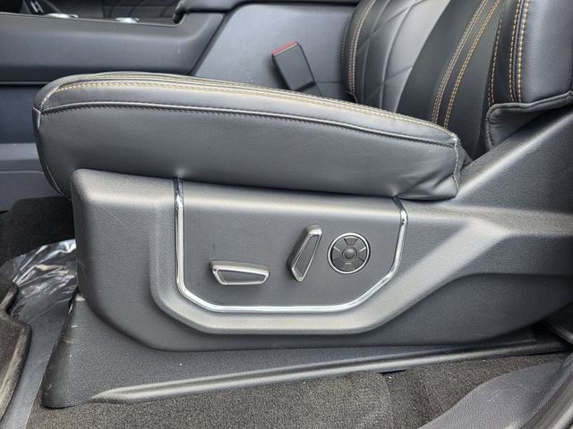 Used 2024 Ford Expedition Platinum image 14