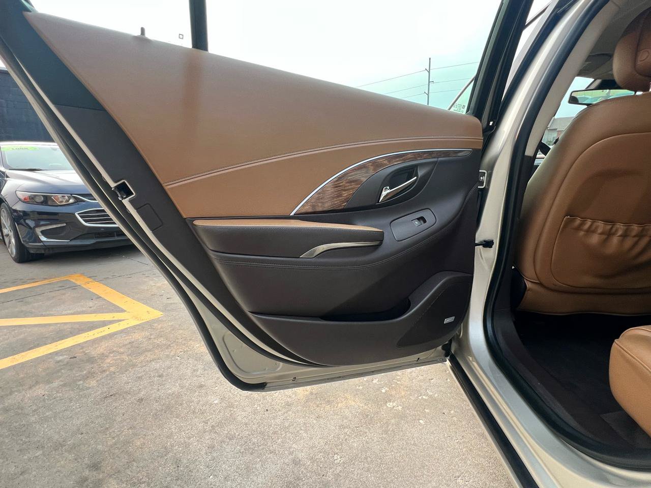 Used 2014 Buick LaCrosse Leather w/ Driver Confidence Package FWD image 25