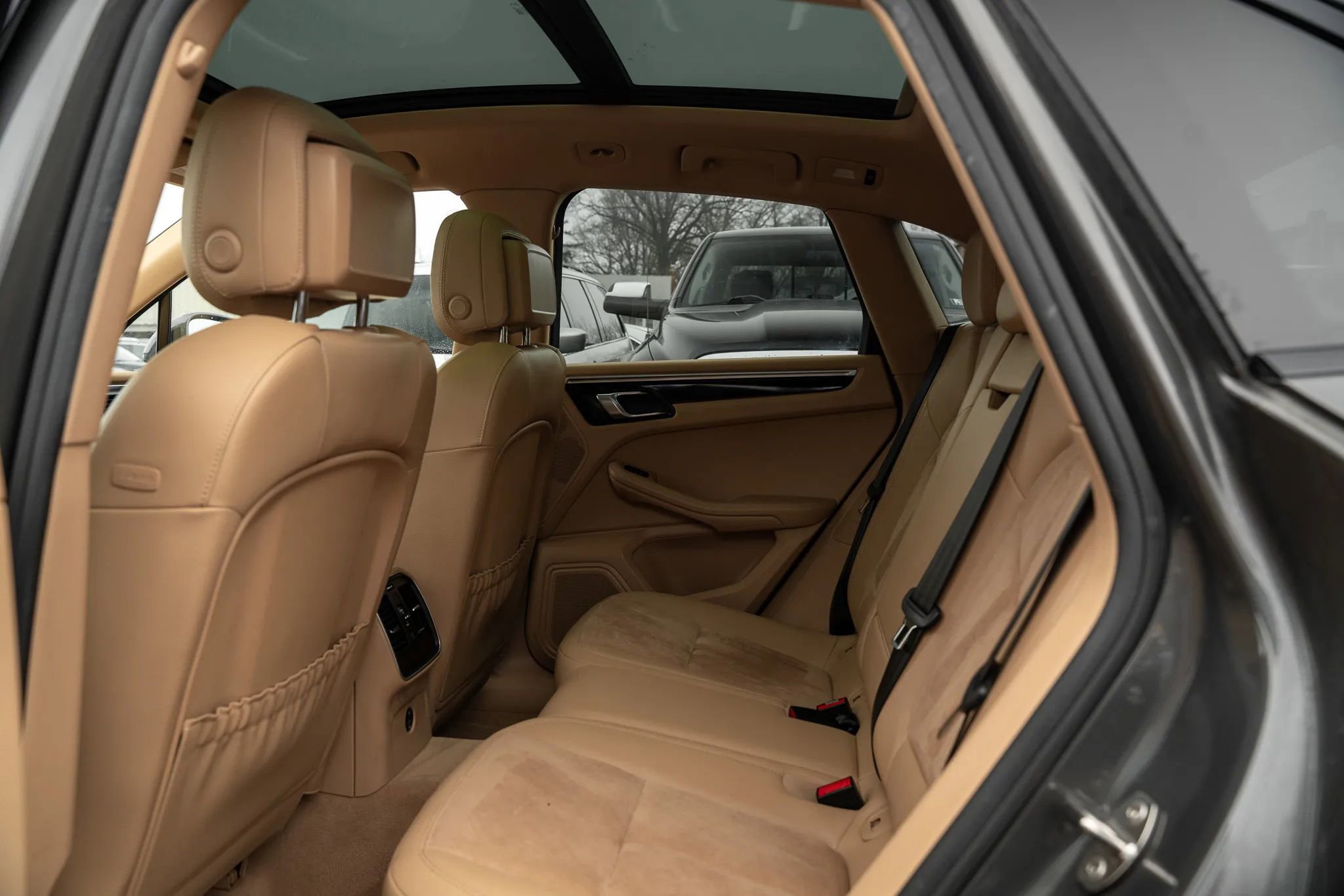 Used 2017 Porsche Macan Sport Edition image 8