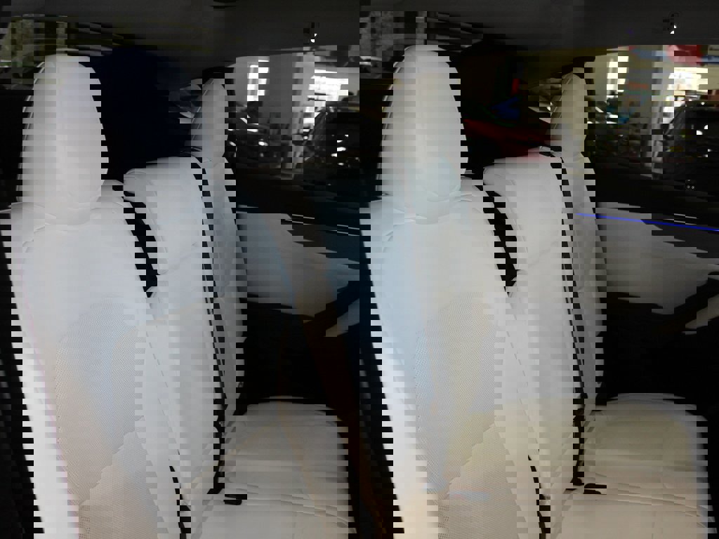 Used 2026 Tesla Model Y Long Range image 24