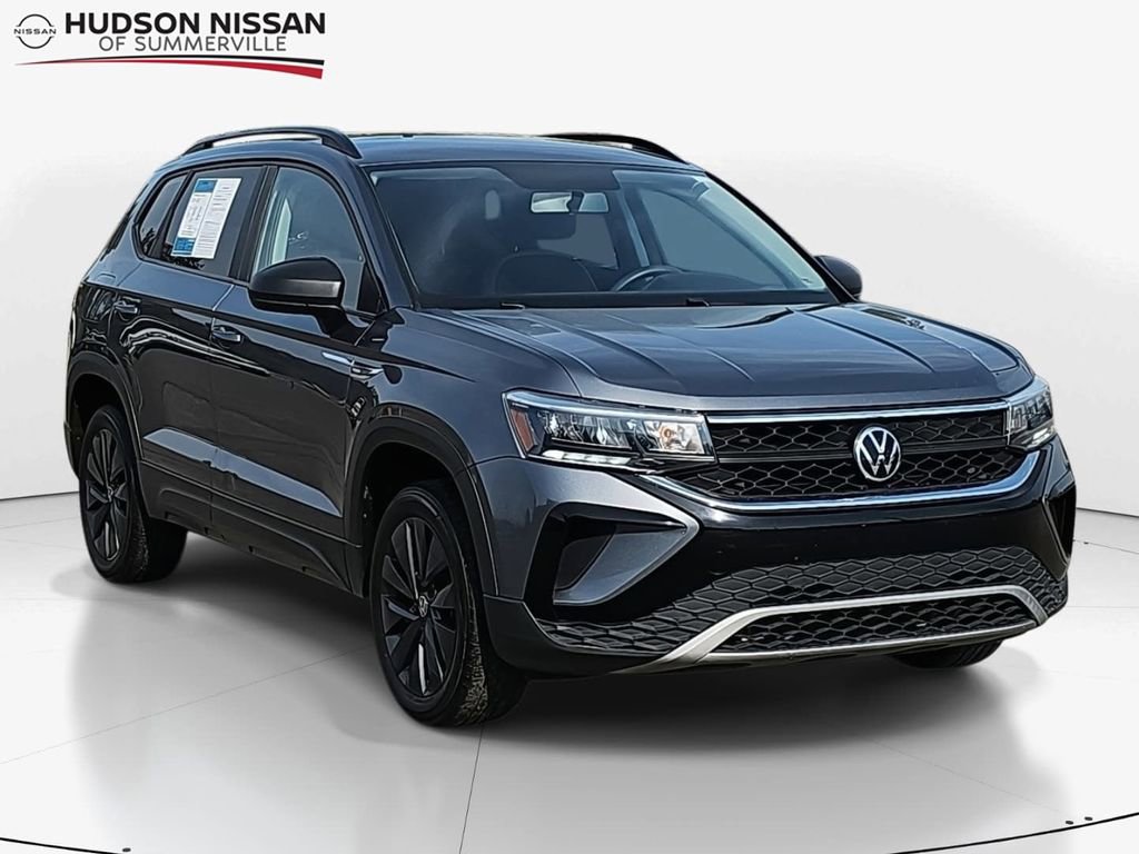 Used 2022 Volkswagen Taos S image 1