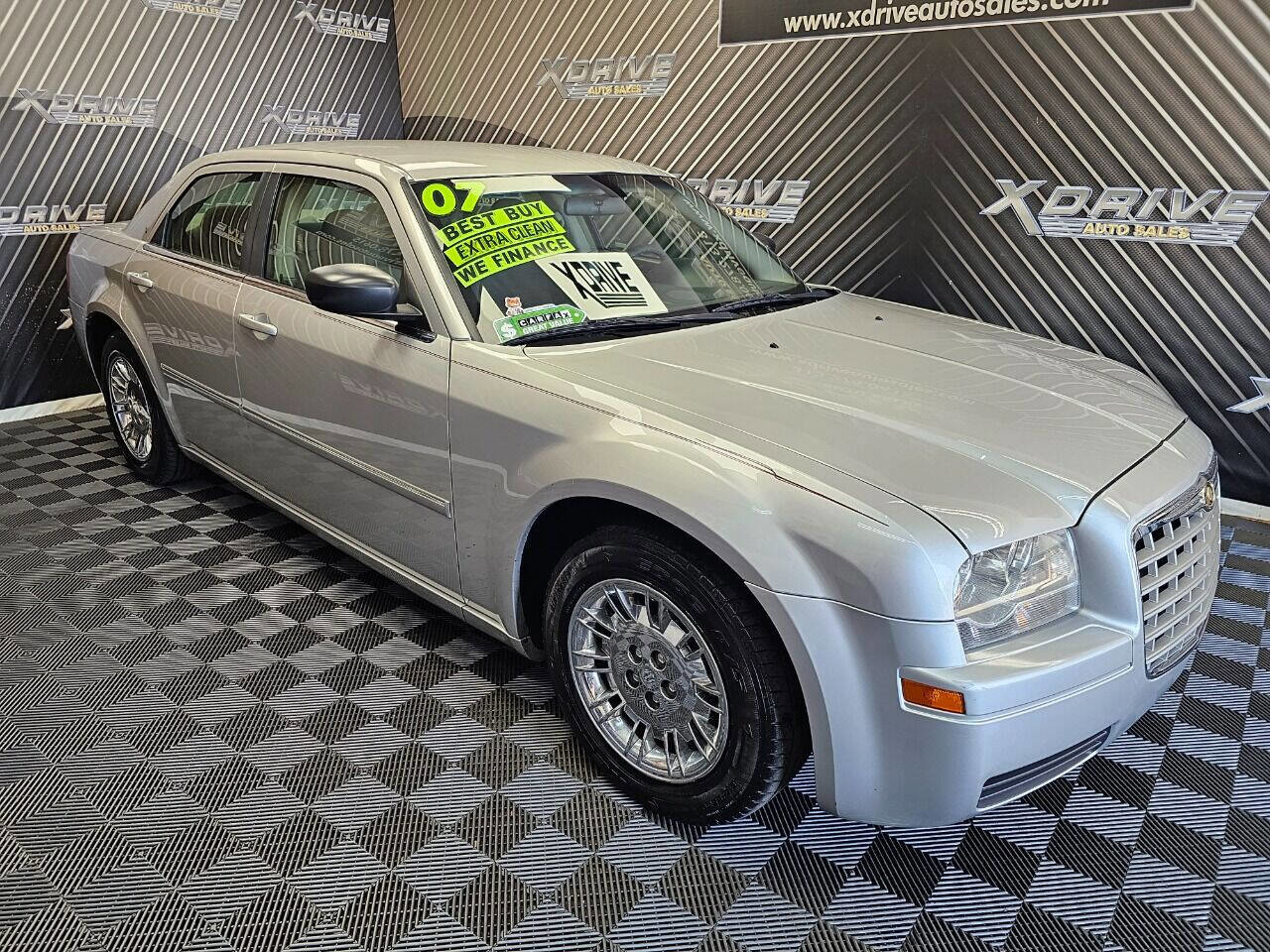 Used 2007 Chrysler 300 image 8