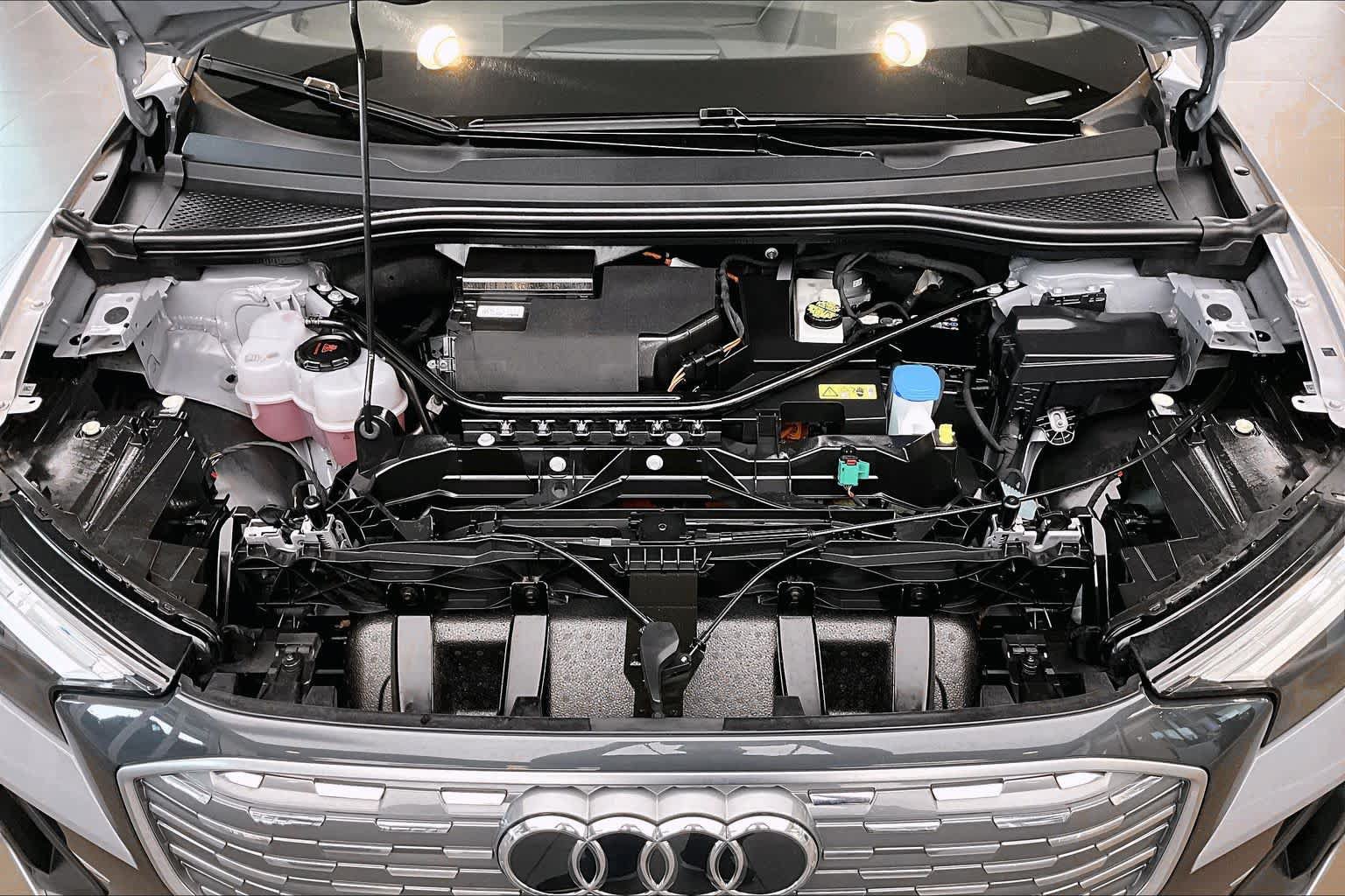 Used 2023 Audi Q4 e-tron Premium AWD/4WD image 29