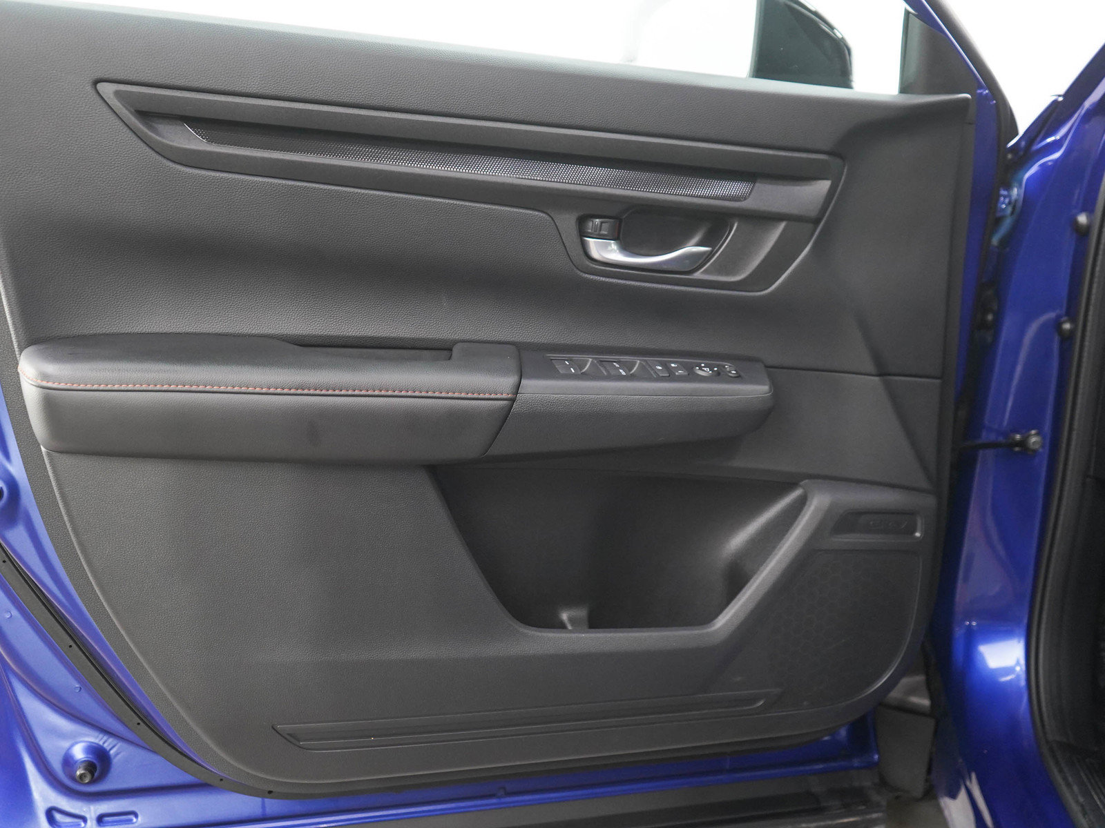 Used 2025 Honda CR-V Sport image 18