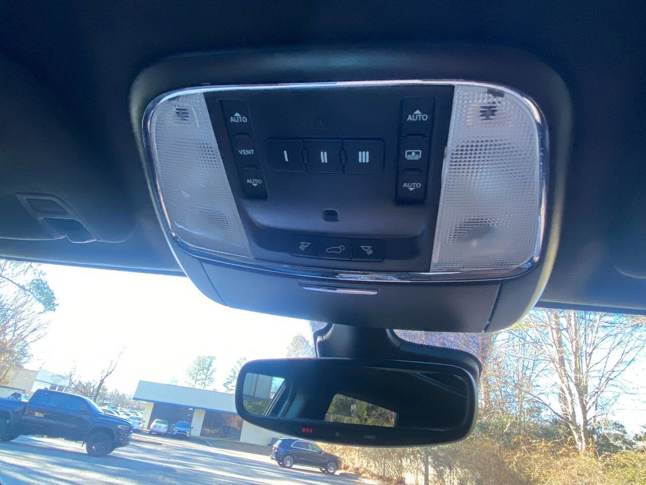 Used 2017 Jeep Grand Cherokee Summit w/ Platinum Series Group image 48