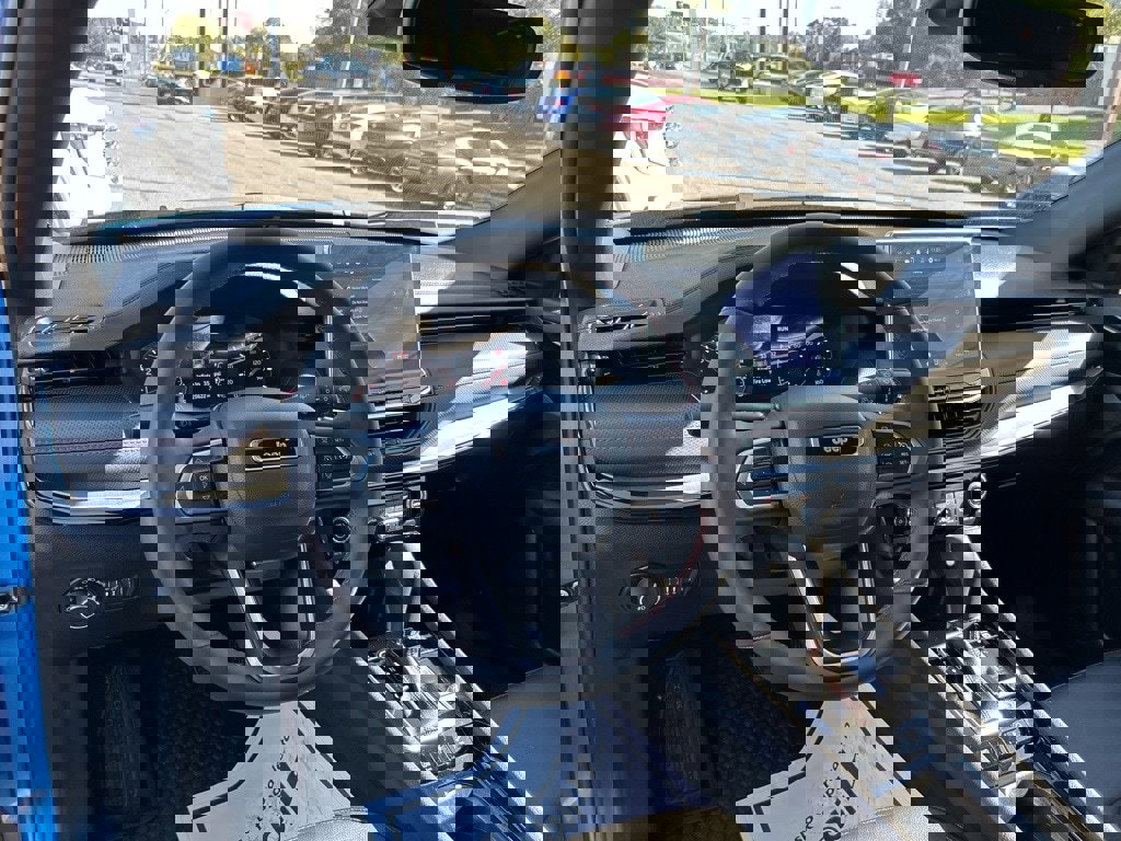 Used 2024 Jeep Compass Trailhawk w/ Trailhawk Convenience Group image 24