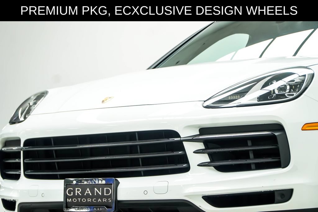 Used 2023 Porsche Cayenne Coupe AWD/4WD image 2