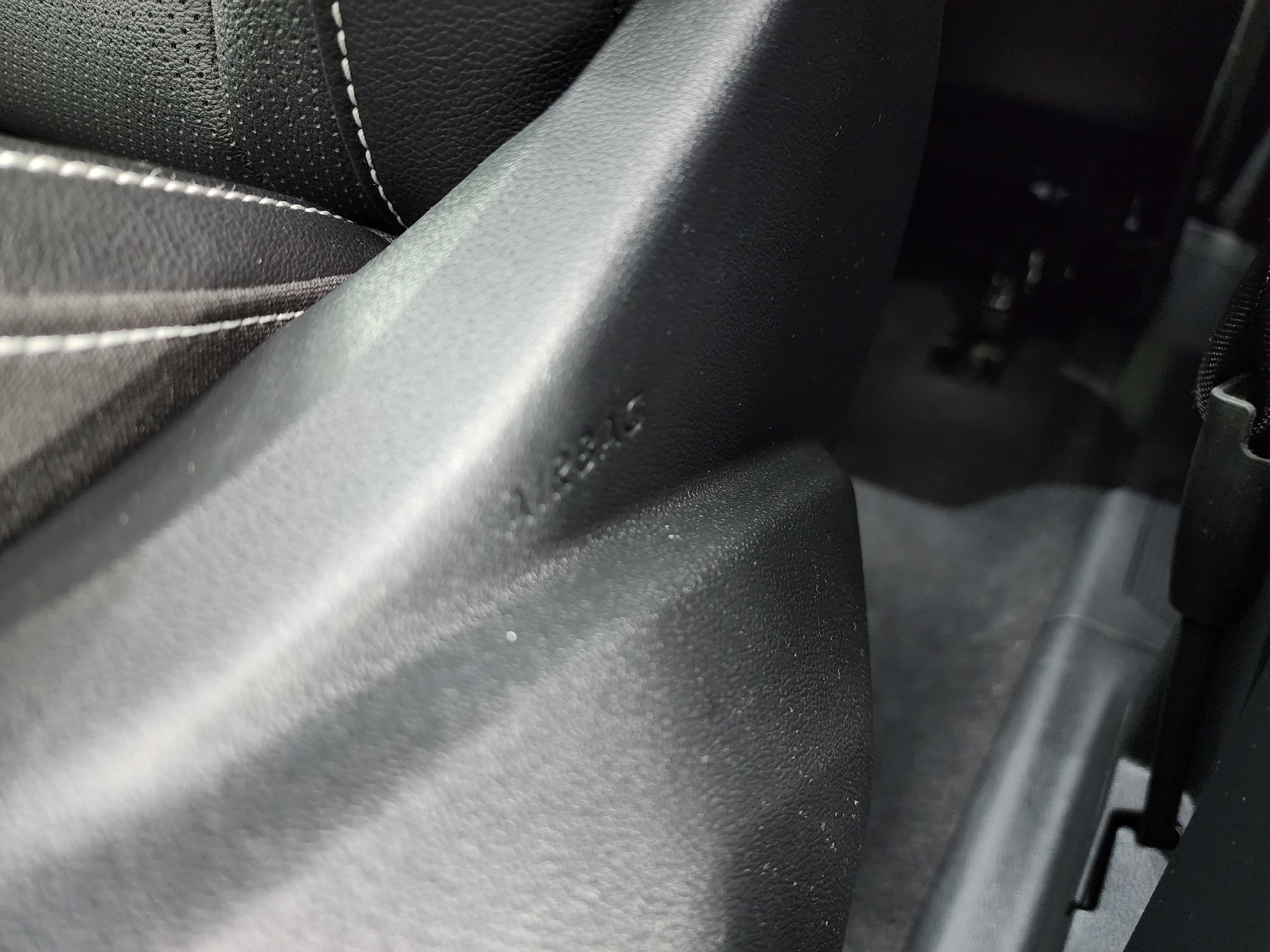 Used 2025 Volkswagen Atlas SE image 42