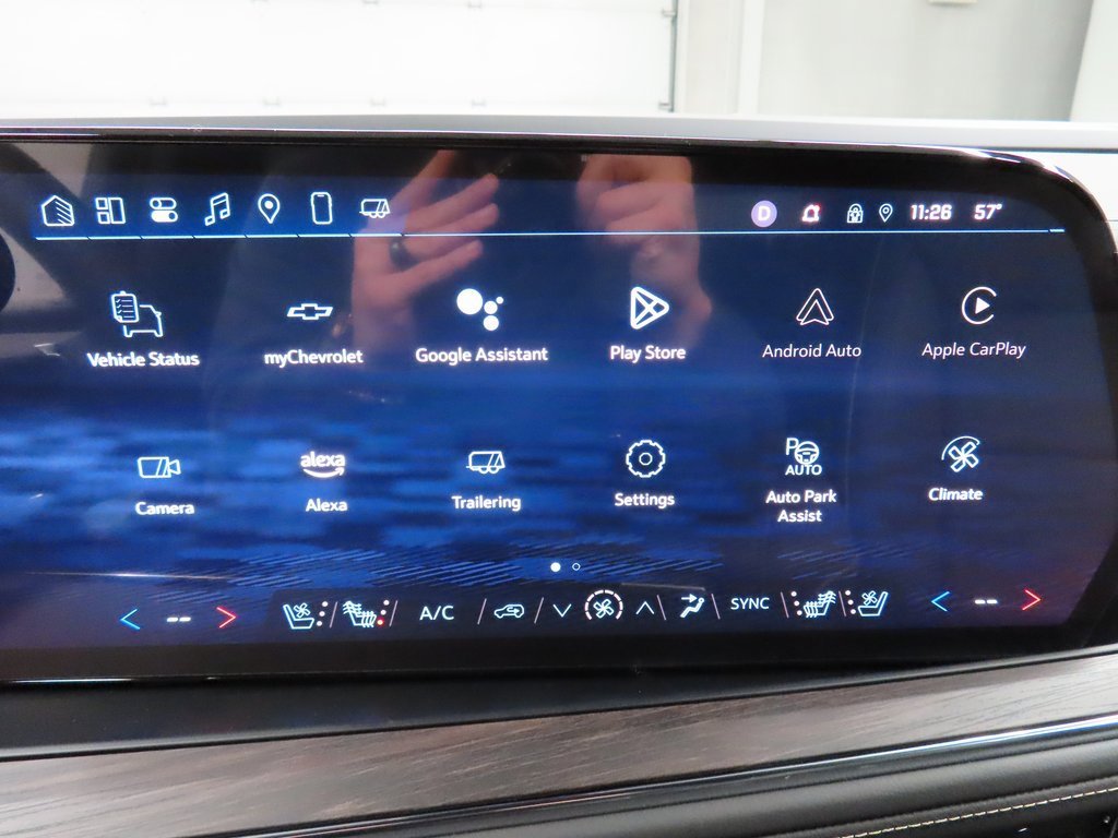 Used 2025 Chevrolet Suburban Premier image 25