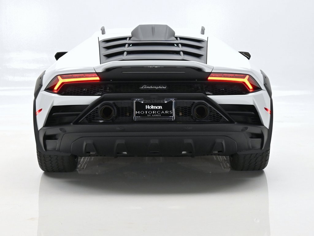 Used 2024 Lamborghini Huracan Sterrato image 5
