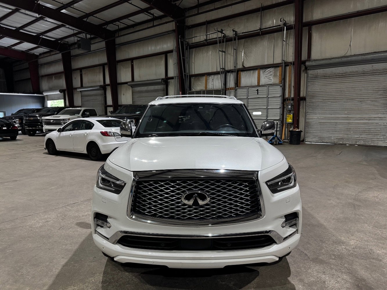 Used 2021 INFINITI QX80 Sensory w/ All-Season Package image 3