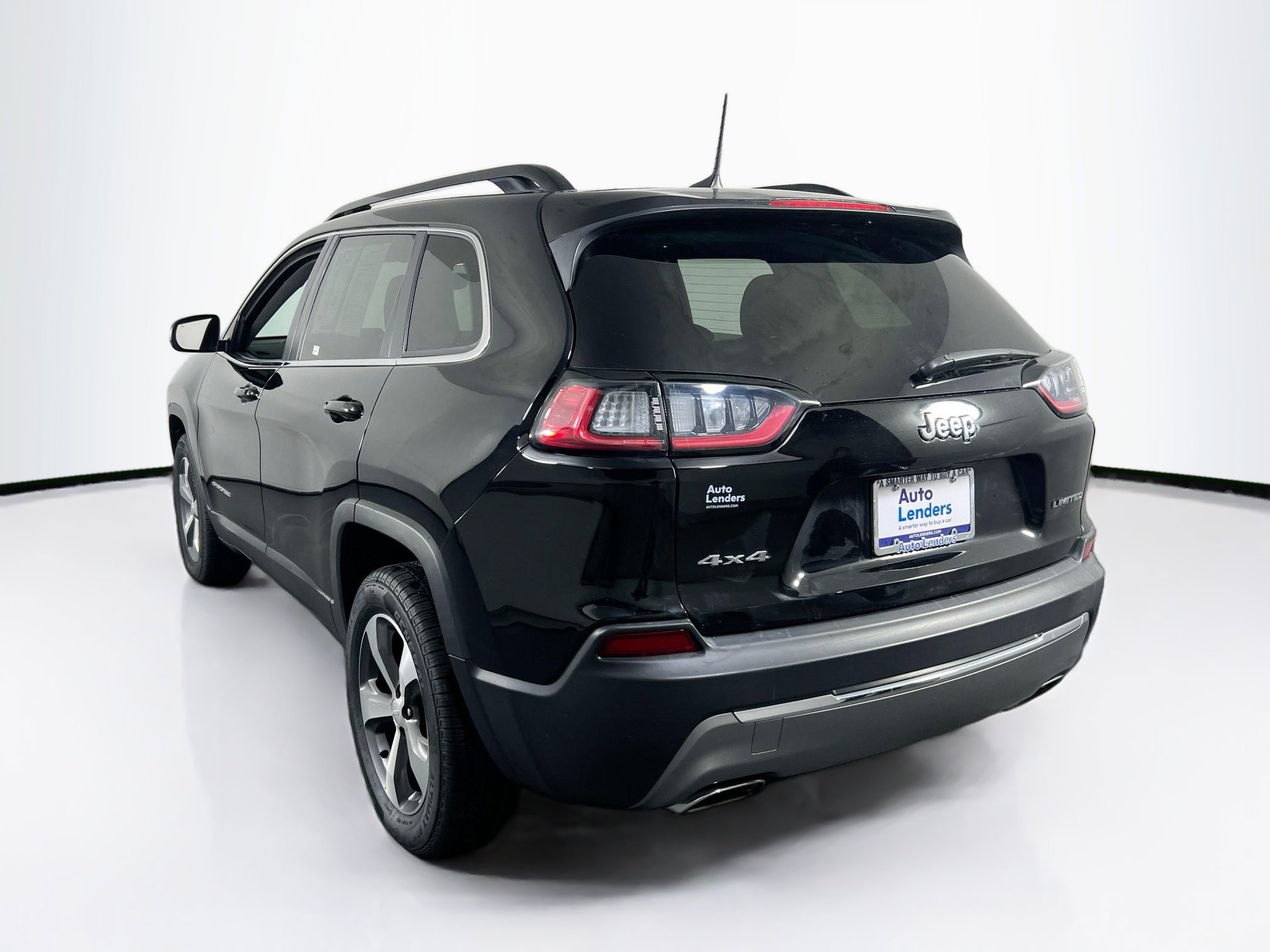 Used 2022 Jeep Cherokee Limited image 7