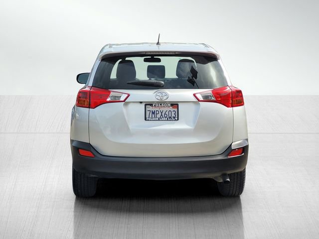 Used 2015 Toyota RAV4 LE FWD image 5