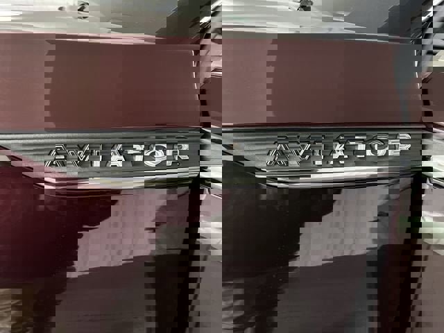 Used 2023 Lincoln Aviator Reserve w/ Equipment Group 201A image 33