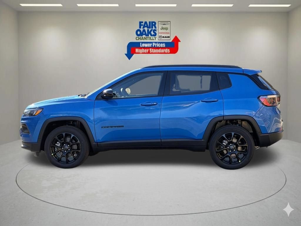 New 2026 Jeep Compass Latitude w/ Sun and Sound Group AWD/4WD image 10